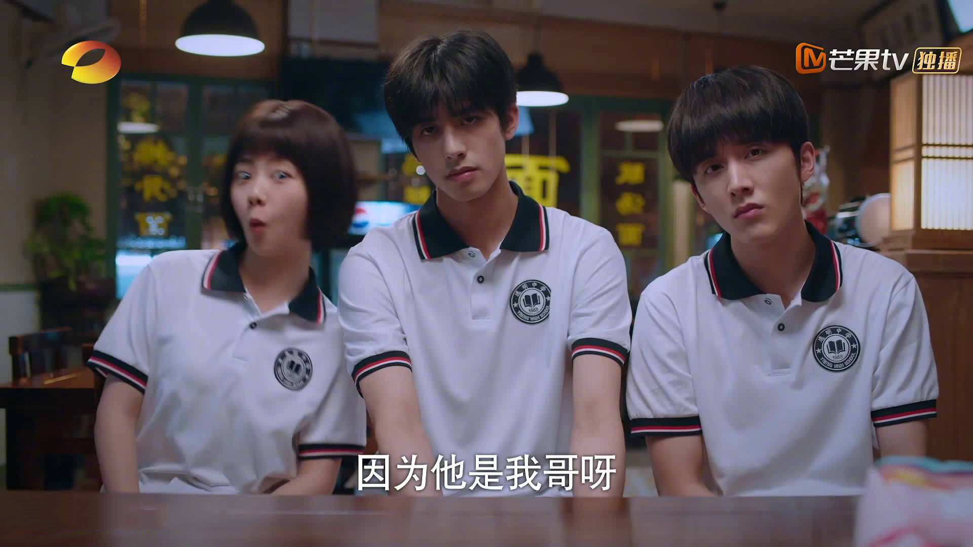 _城市高空跳绳比赛：极限运动的视觉盛宴_，高空跳绳视频