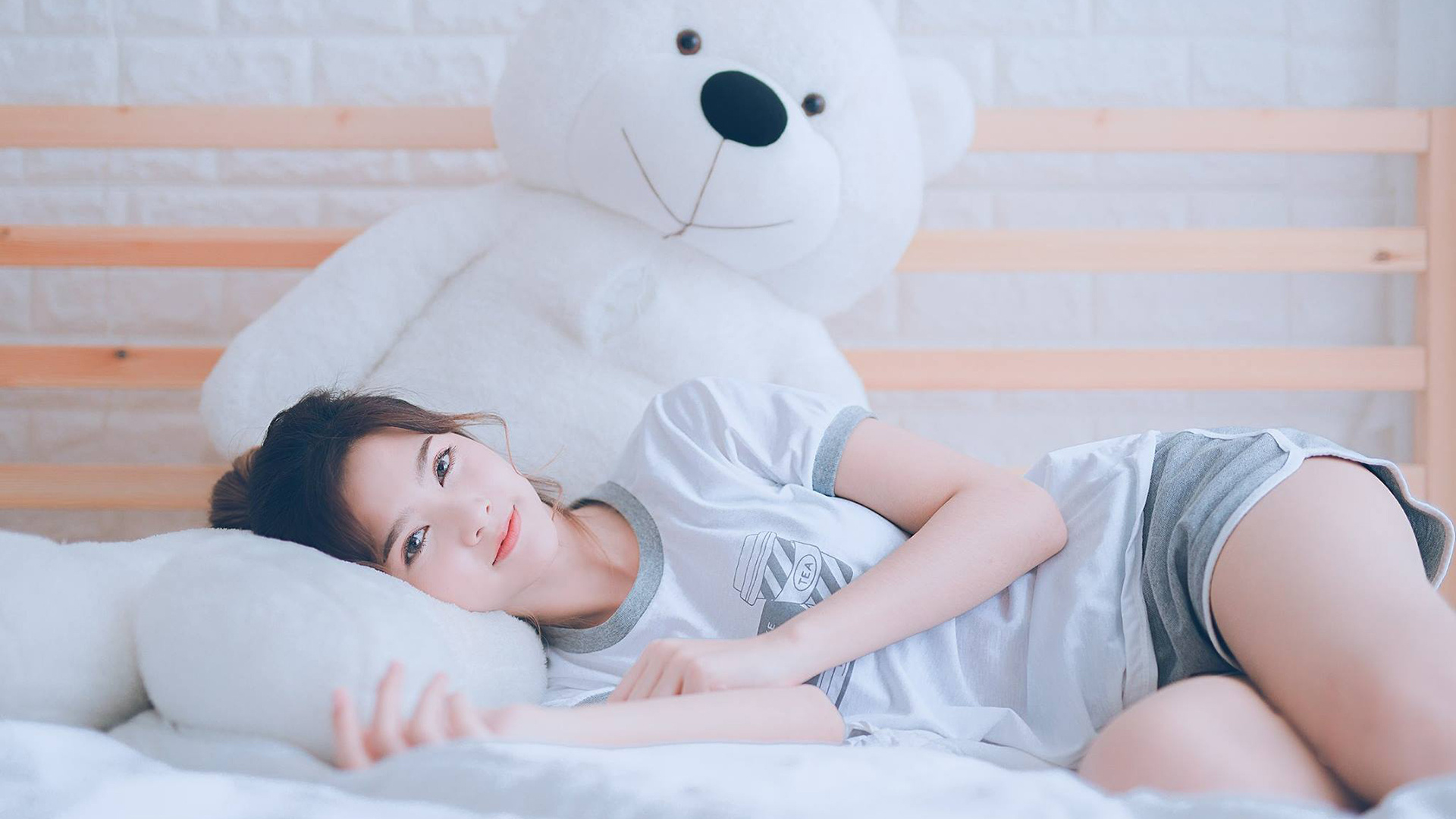 曼城客场逆袭击败切尔西，豪取三分，曼城1-2遭切尔西逆转,这场比赛为何这么牵动球迷的心_