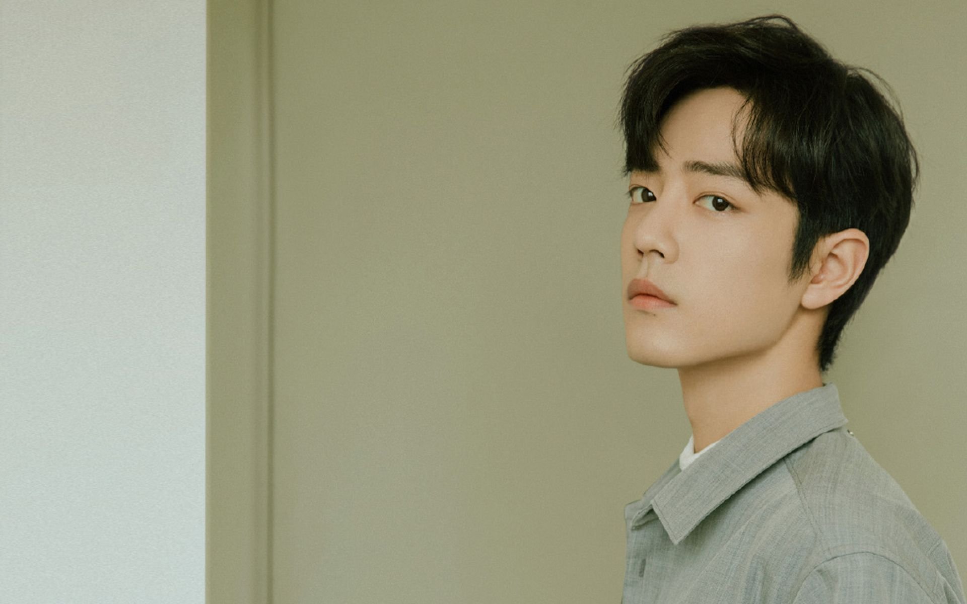 瓦伦西亚主场大胜拉科鲁尼亚在西甲继续领先，瓦伦西亚 主场