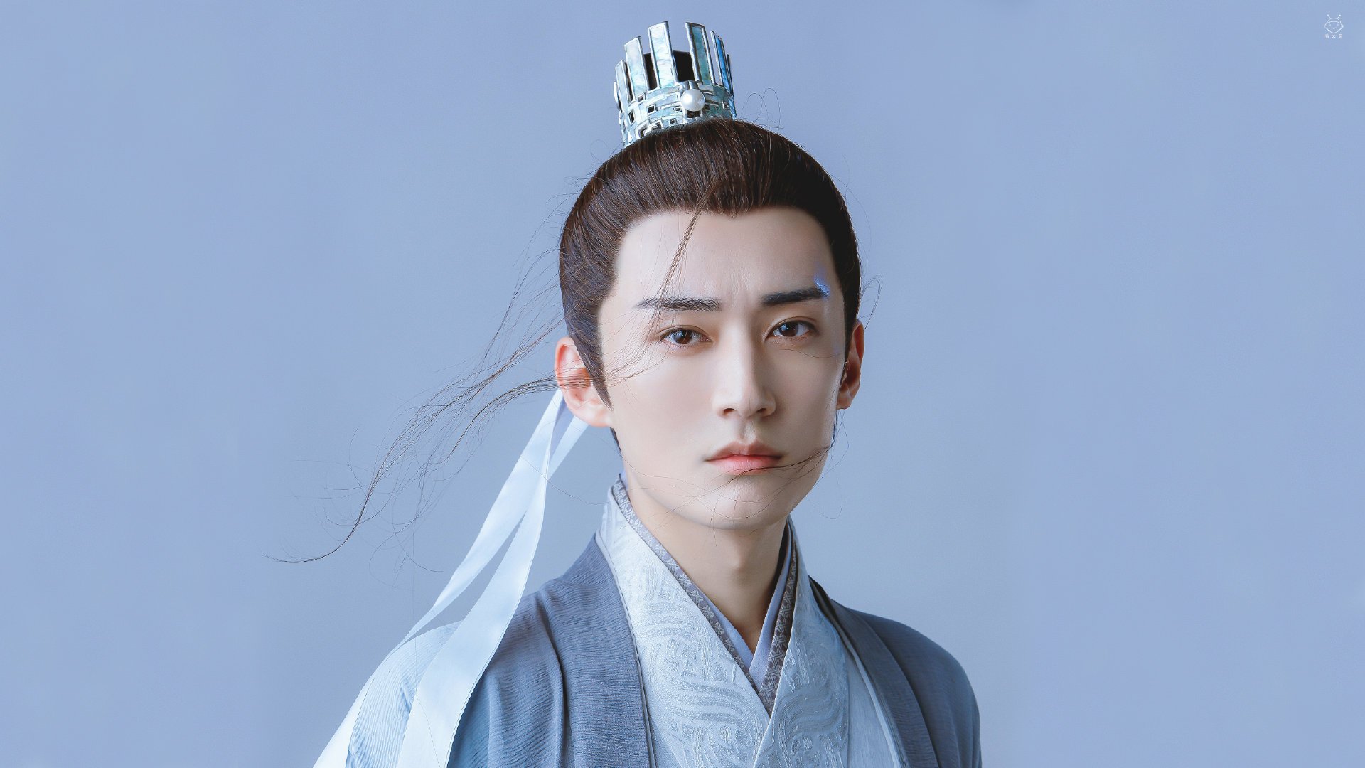 里昂中场核心发挥稳定，里昂 中场