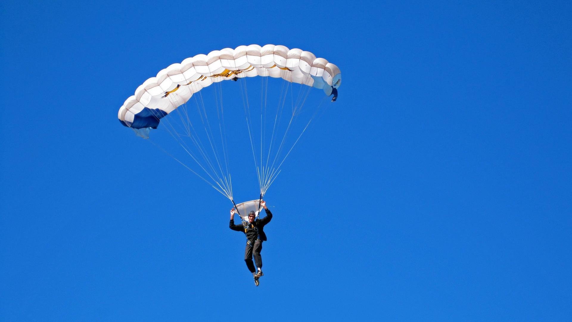 老鹰主场连胜状态持续火热，老鹰队主力